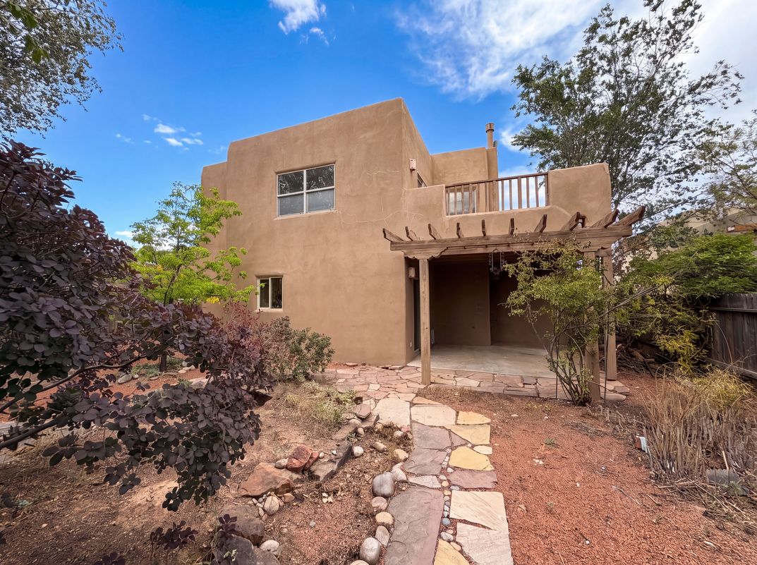Photo 5 of 29 of 6605 Camino Rojo, Santa Fe, NM