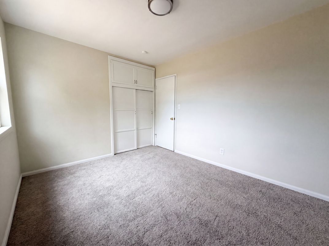 Photo 10 of 19 of 625 Woodlawn Ave, Chula Vista, CA