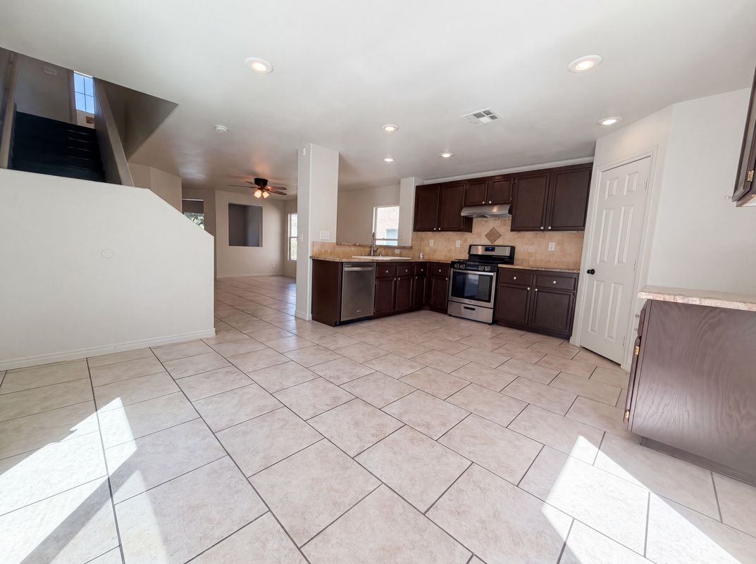 Photo 12 of 22 of 7274 Pine Barrens St, Las Vegas, NV