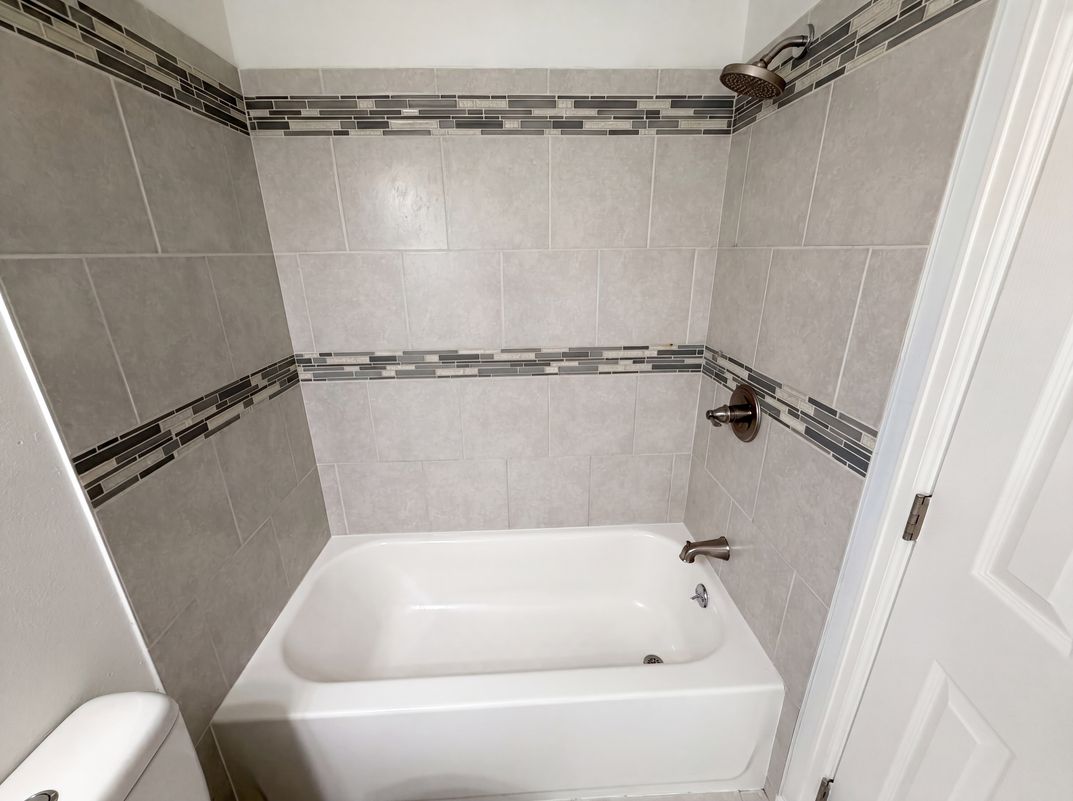 Photo 17 of 28 of 11835 Lincoln St, Northglenn, CO
