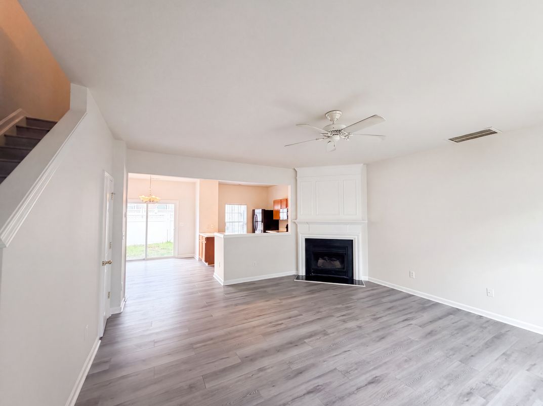 Photo 8 of 17 of 5111 Brooke Lauren Ln, Raleigh, NC