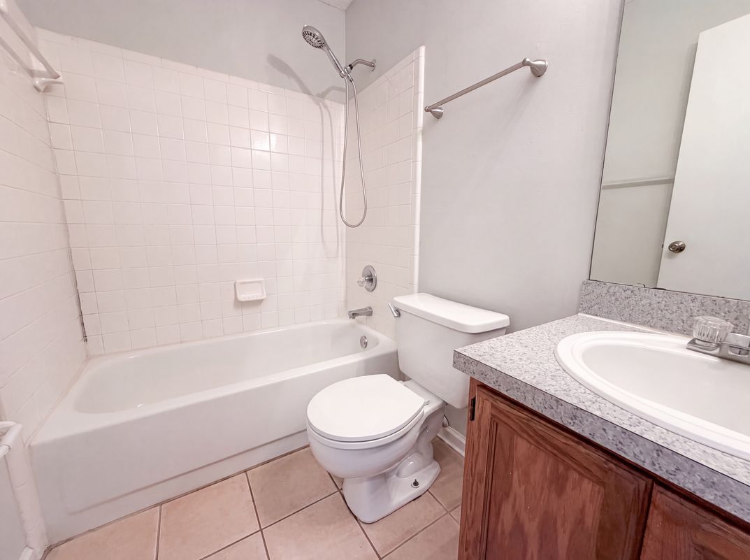 Photo 10 of 17 of 1708 Ashwood Cir, Middleburg, FL