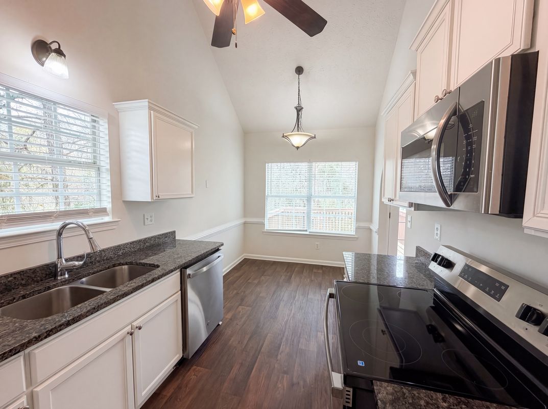 Photo 10 of 25 of 479 Clearwater Way, Monroe, GA