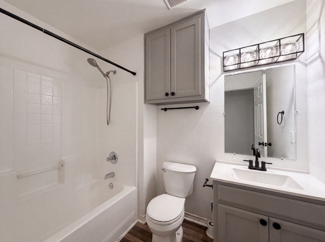 Photo 14 of 16 of 3132 Evangeline Rd, Fort Worth, TX