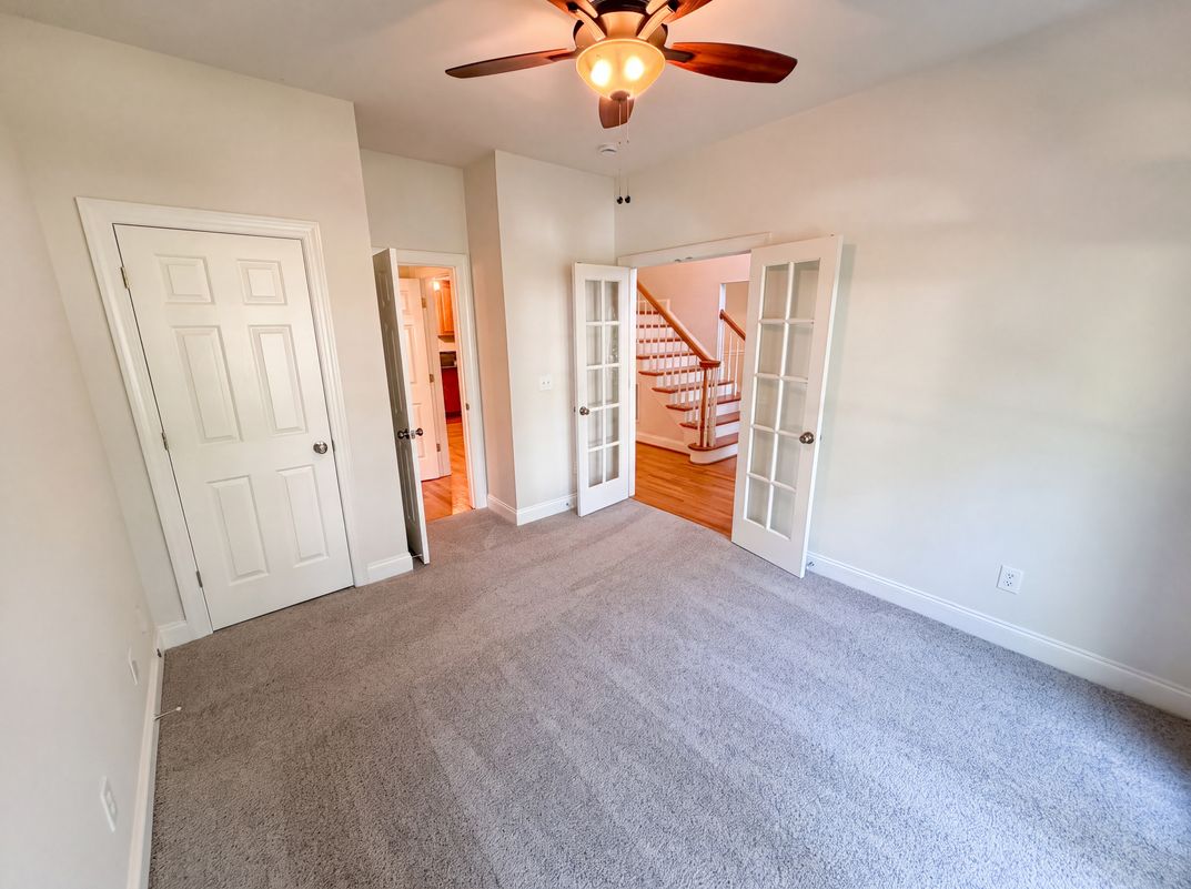 Photo 17 of 33 of 10124 Windtree Ln, Charlotte, NC