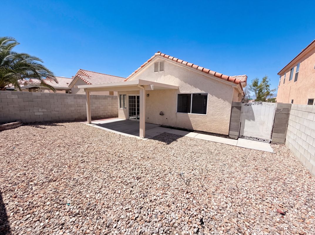 Photo 27 of 33 of 9121 Indian Breeze Dr, Las Vegas, NV