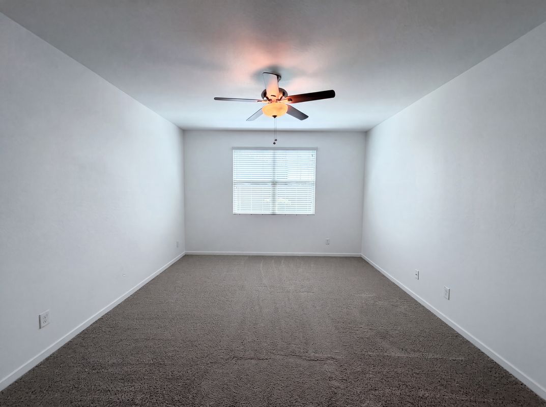 Photo 4 of 29 of 4127 S 97th Dr, Tolleson, AZ