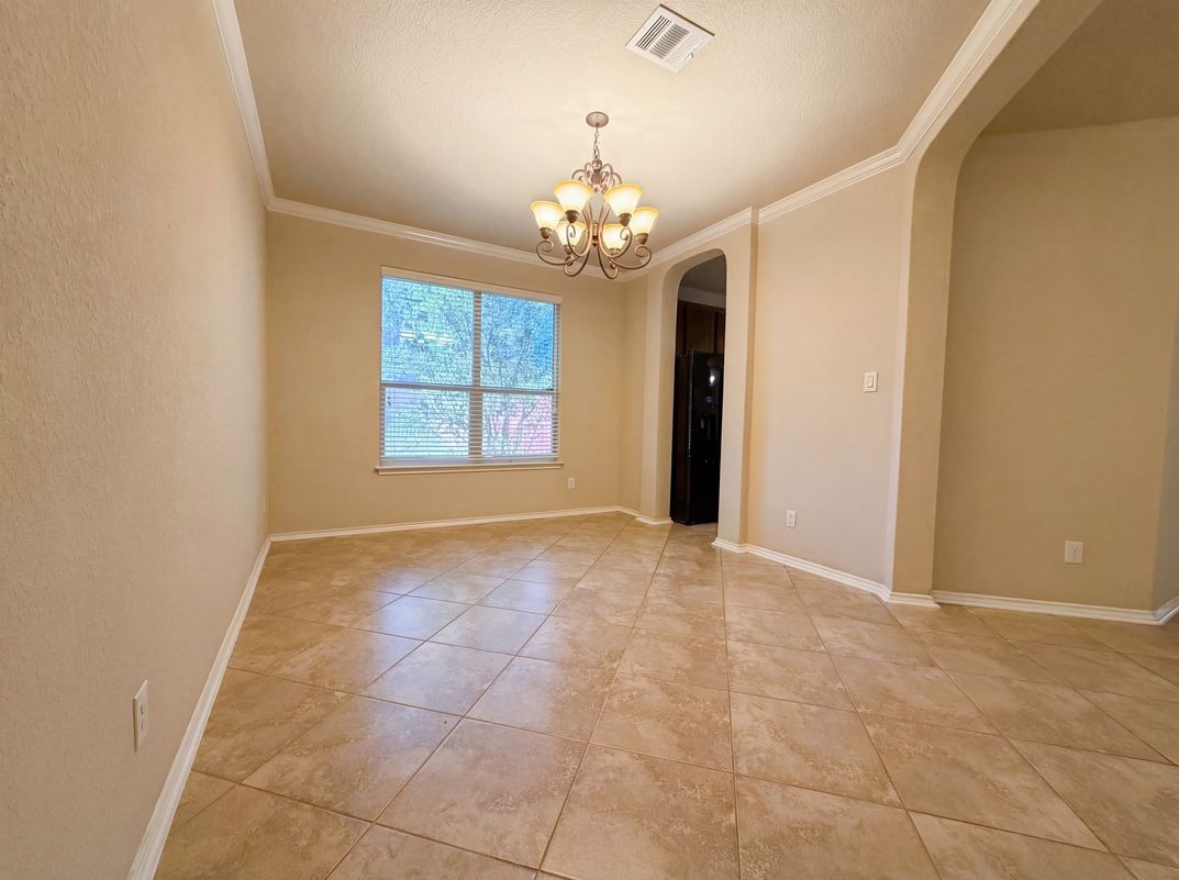 Photo 13 of 22 of 6941 Laura Hts, Schertz, TX