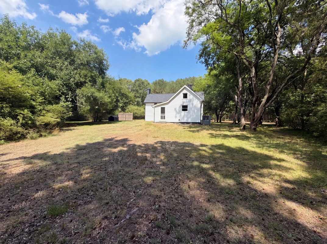 Photo 15 of 17 of 571 Winston St, Franklinton, NC