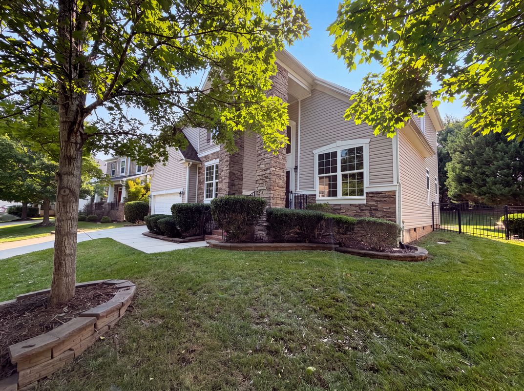Photo 24 of 28 of 1139 Donelea Ln NW, Concord, NC