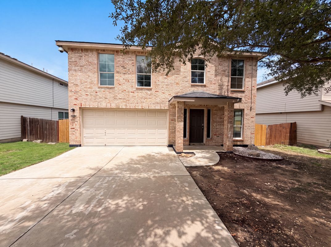 Photo 14 of 19 of 10602 Springwood Sq, Universal City, TX