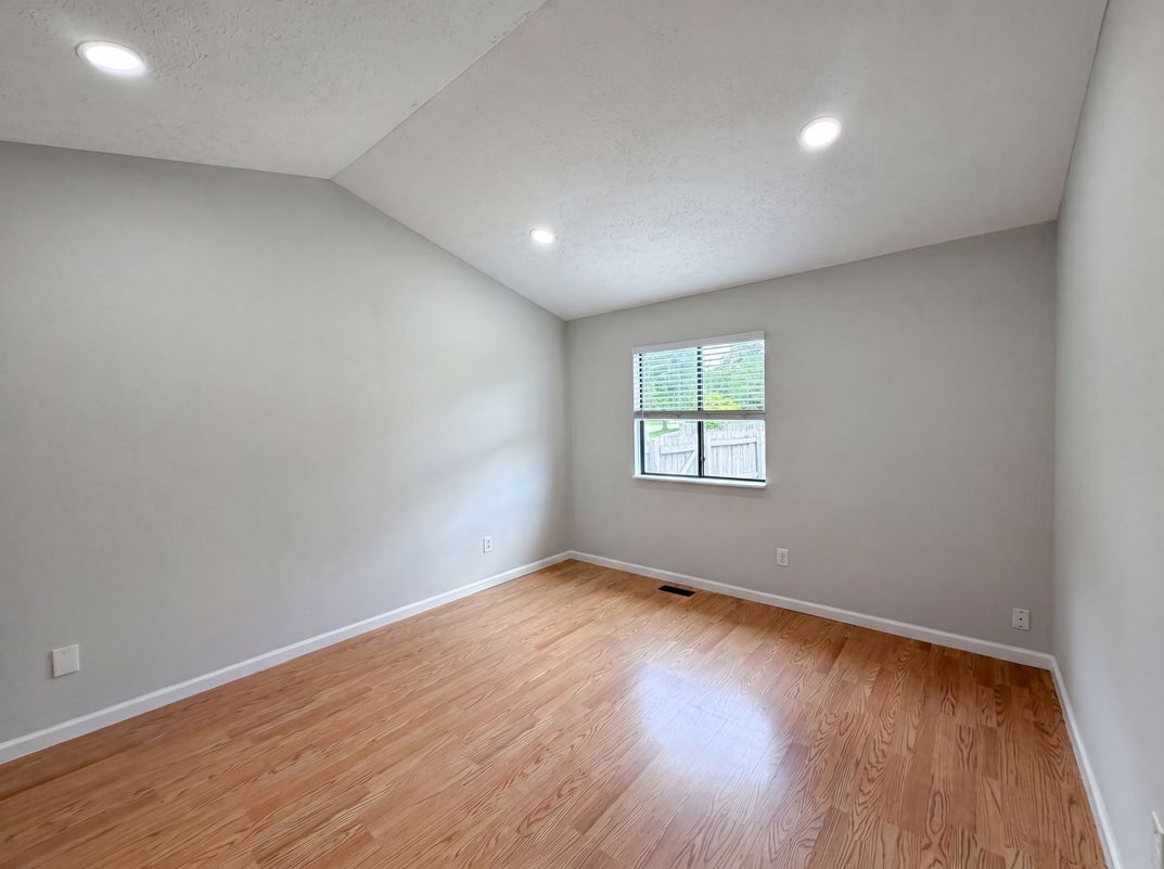 Photo 13 of 28 of 195 Brackbill Ct, Pickerington, OH