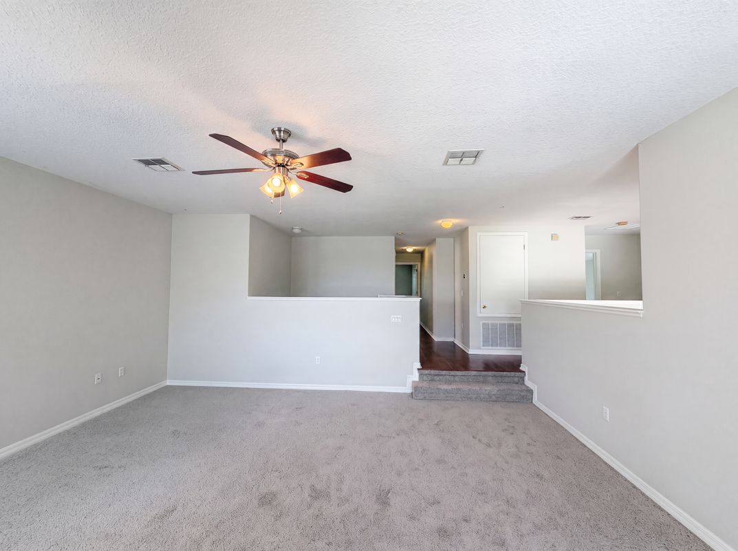 Photo 7 of 39 of 12706 Grovehurst Ave, Winter Garden, FL