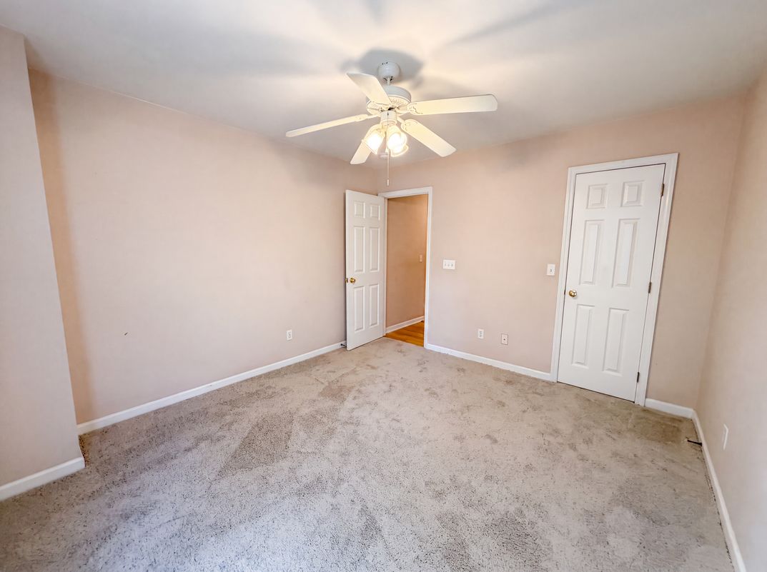 Photo 13 of 20 of 9325 Ayscough Rd, Summerville, SC