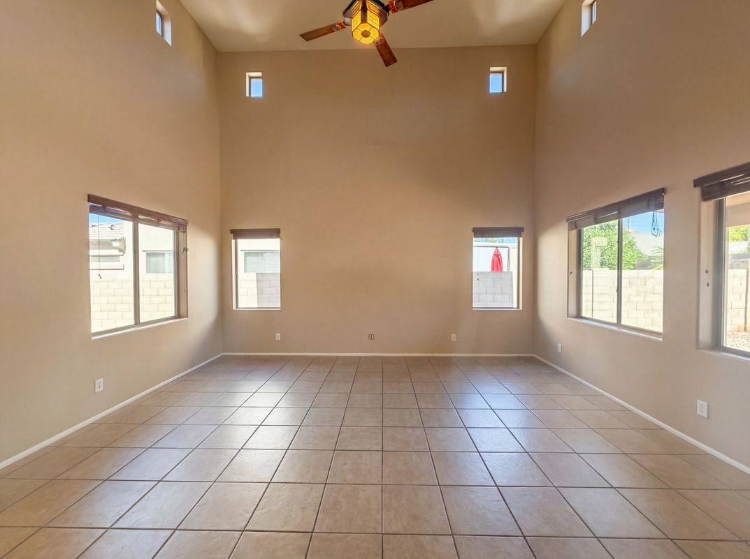 Photo 13 of 39 of 2634 E Ridge Creek Rd, Phoenix, AZ