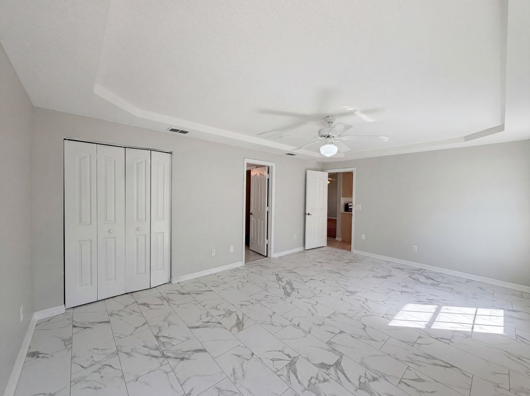 Photo 11 of 20 of 17052 SW 39th Cir, Ocala, FL