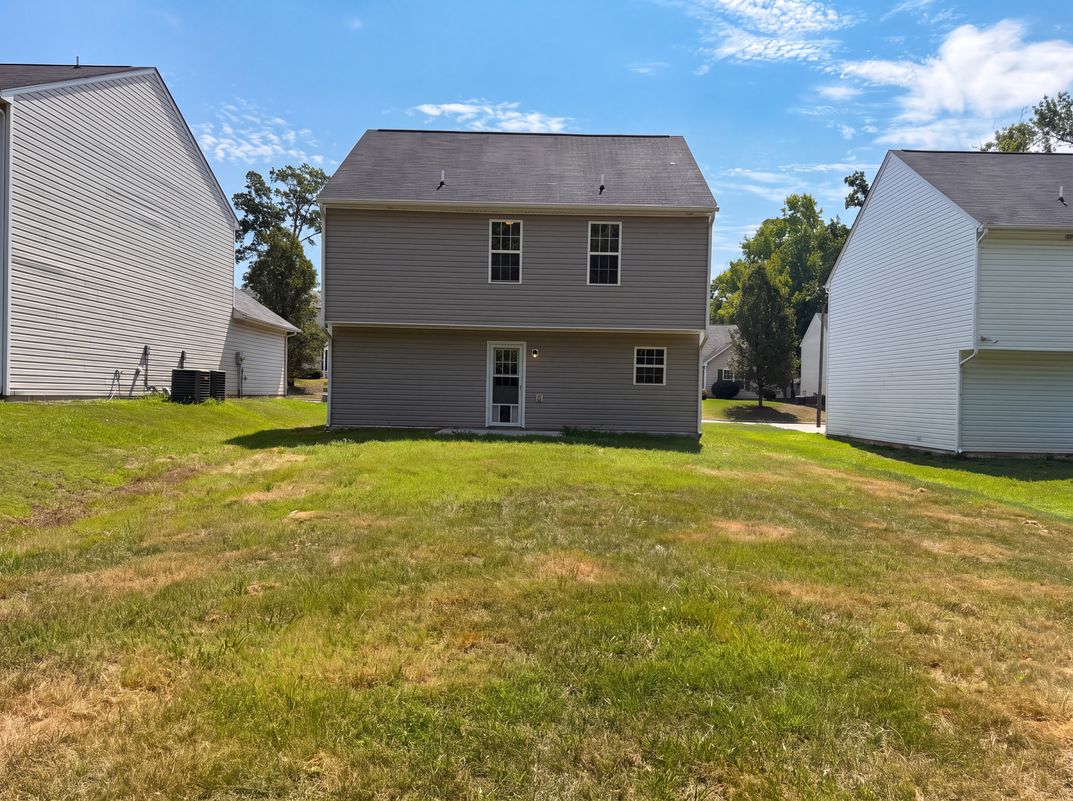Photo 5 of 24 of 4655 Chapel Ridge Dr, Greensboro, NC
