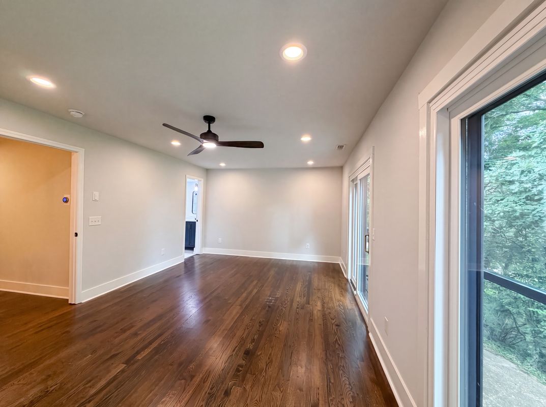 Photo 9 of 36 of 6112 Pinehurst Dr, Nashville, TN