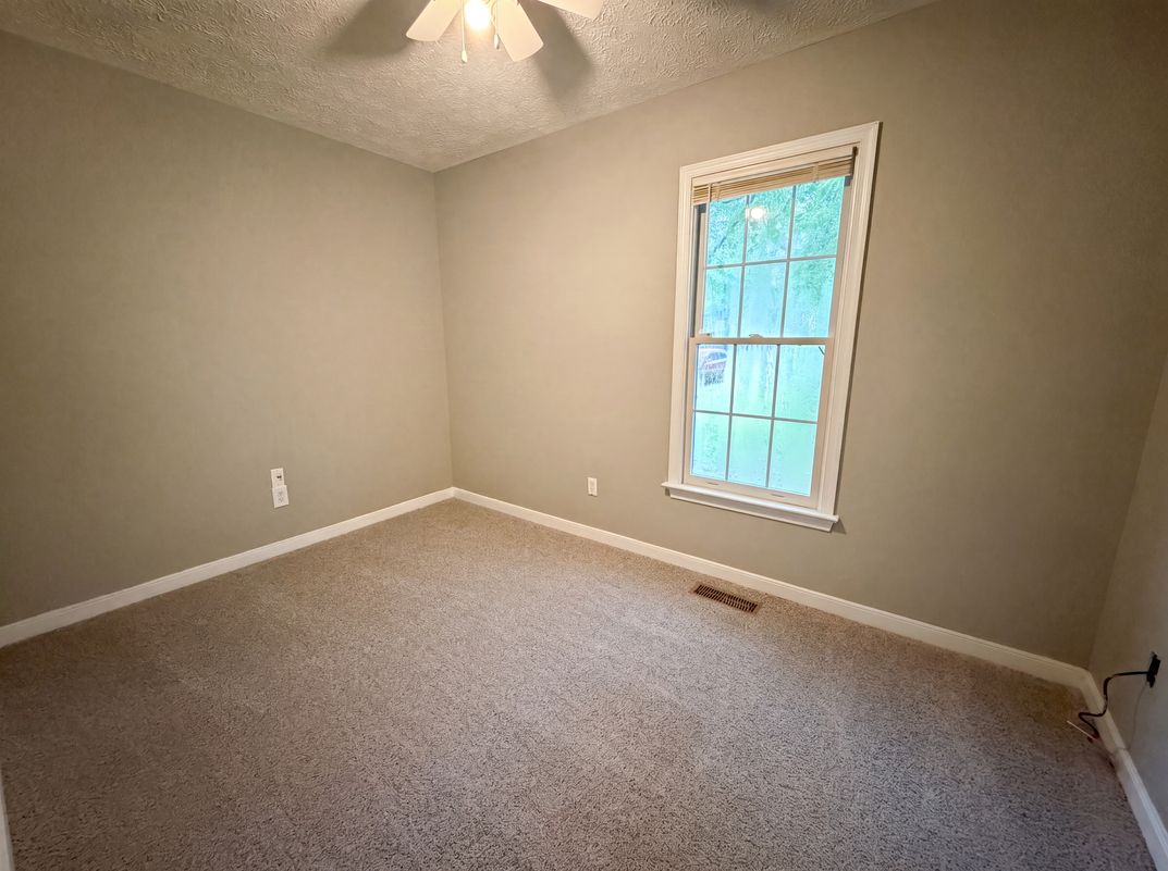 Photo 8 of 16 of 2700 Tipton St, South Chesterfield, VA