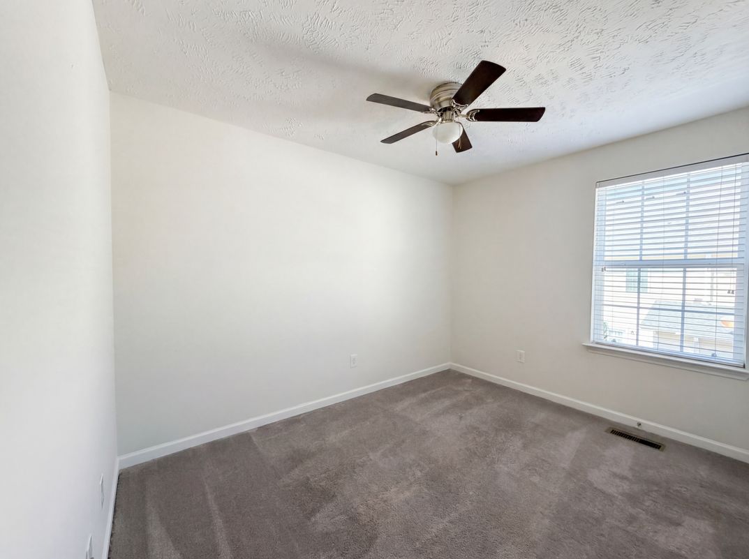Photo 12 of 22 of 428 Kubota Dr, Murfreesboro, TN