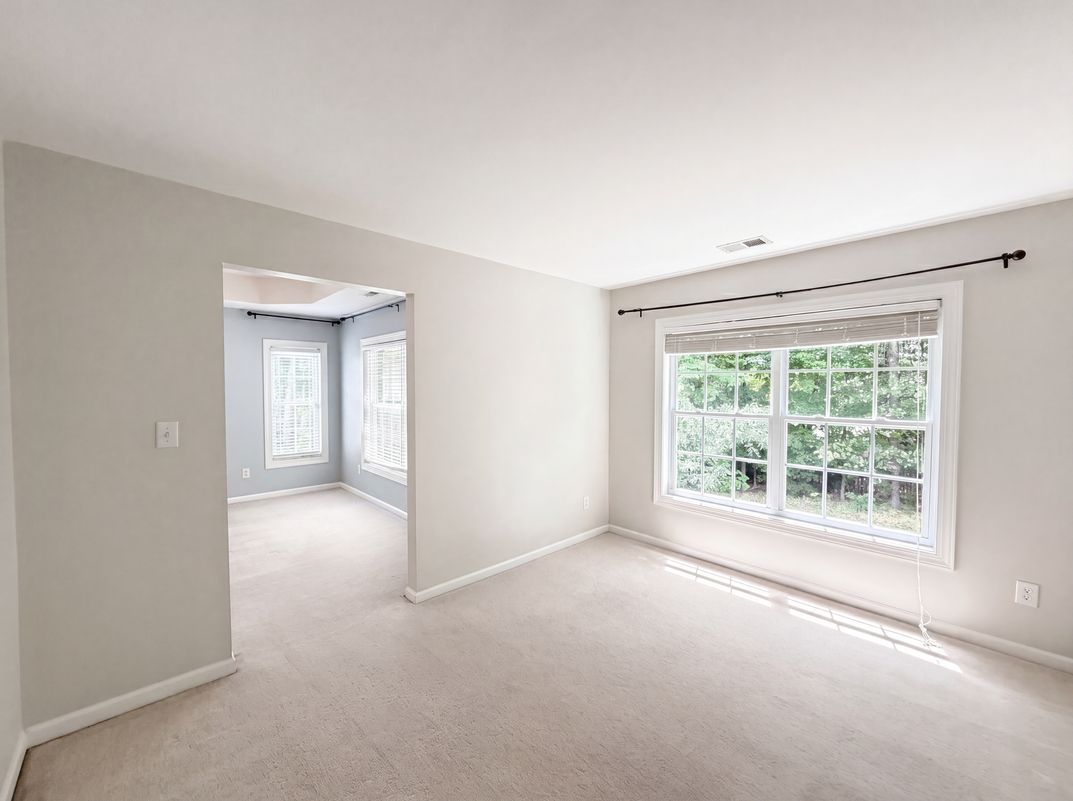 Photo 11 of 22 of 12312 Chesley Dr, Charlotte, NC
