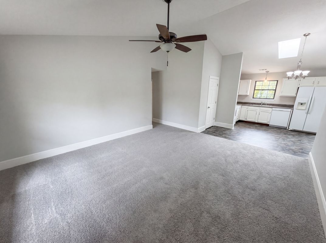 Photo 7 of 20 of 8058 Cherrybark Dr, Indianapolis, IN