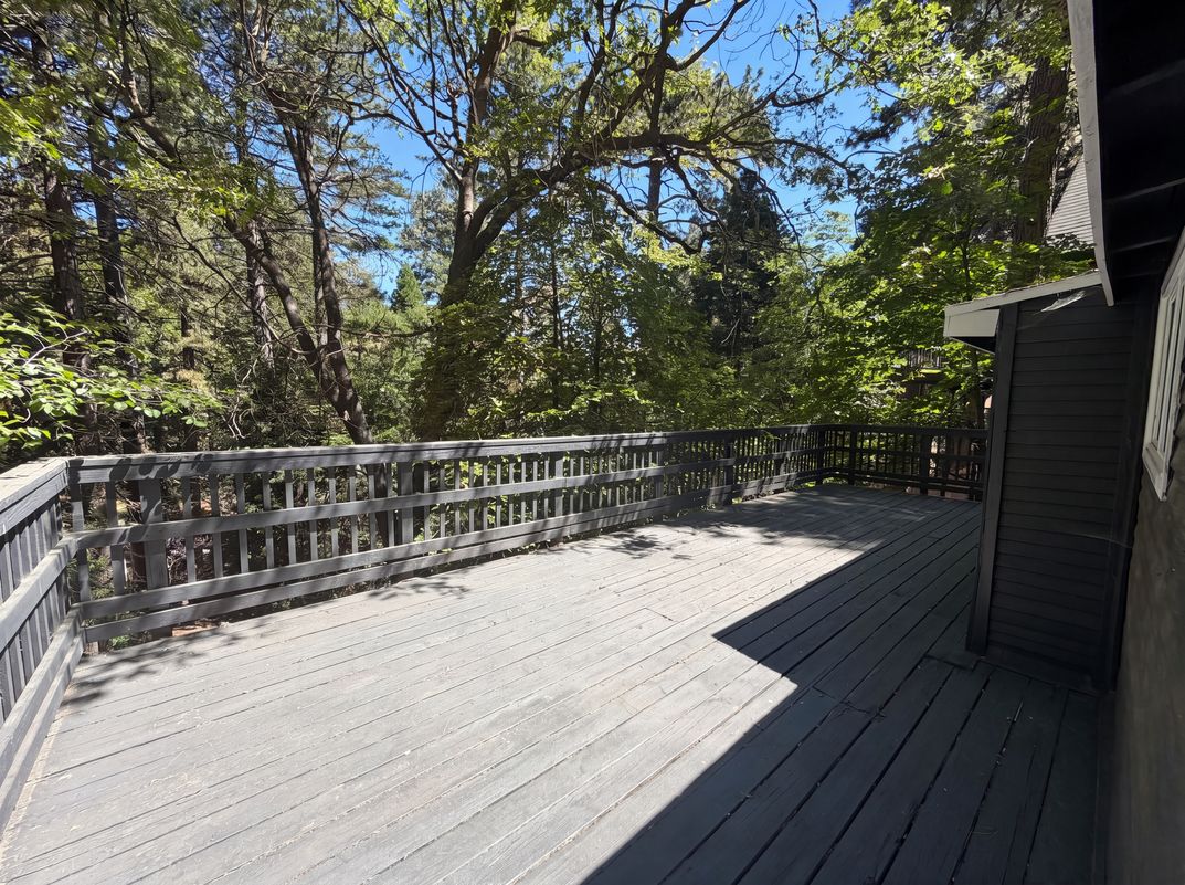 Photo 21 of 24 of 982 Oak Dr, Crestline, CA