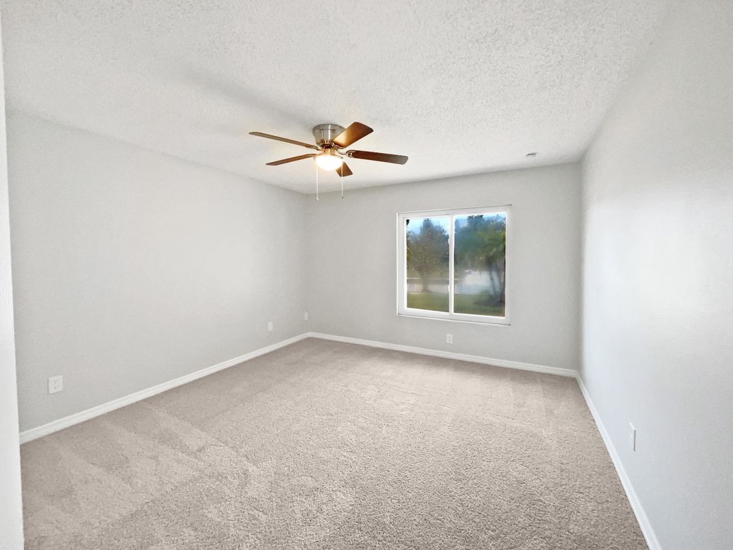 Photo 4 of 22 of 831 Haulover Dr, Altamonte Springs, FL