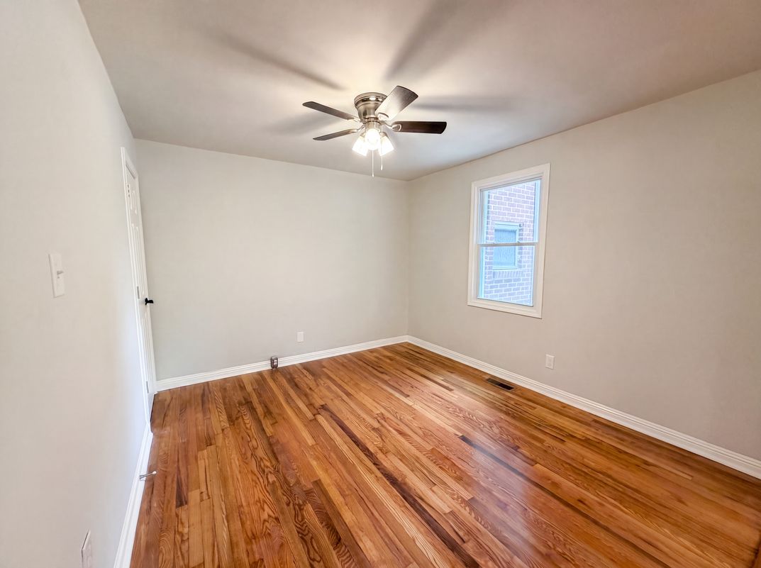 Photo 5 of 23 of 2257 Chappelle St, Columbia, SC