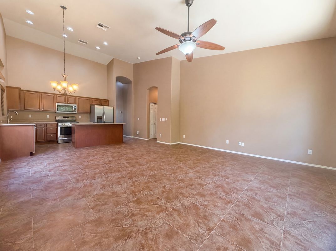 Photo 3 of 17 of 6915 E Portia St, Mesa, AZ