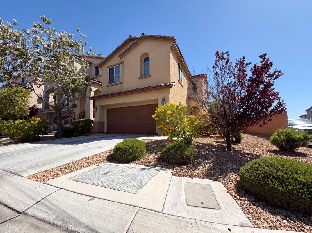 Photo 18 of 23 of 7698 Falmoth Bay Ct, Las Vegas, NV