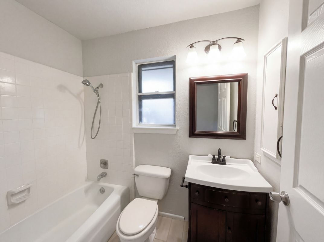 Photo 14 of 21 of 5423 Timberhurst, San Antonio, TX