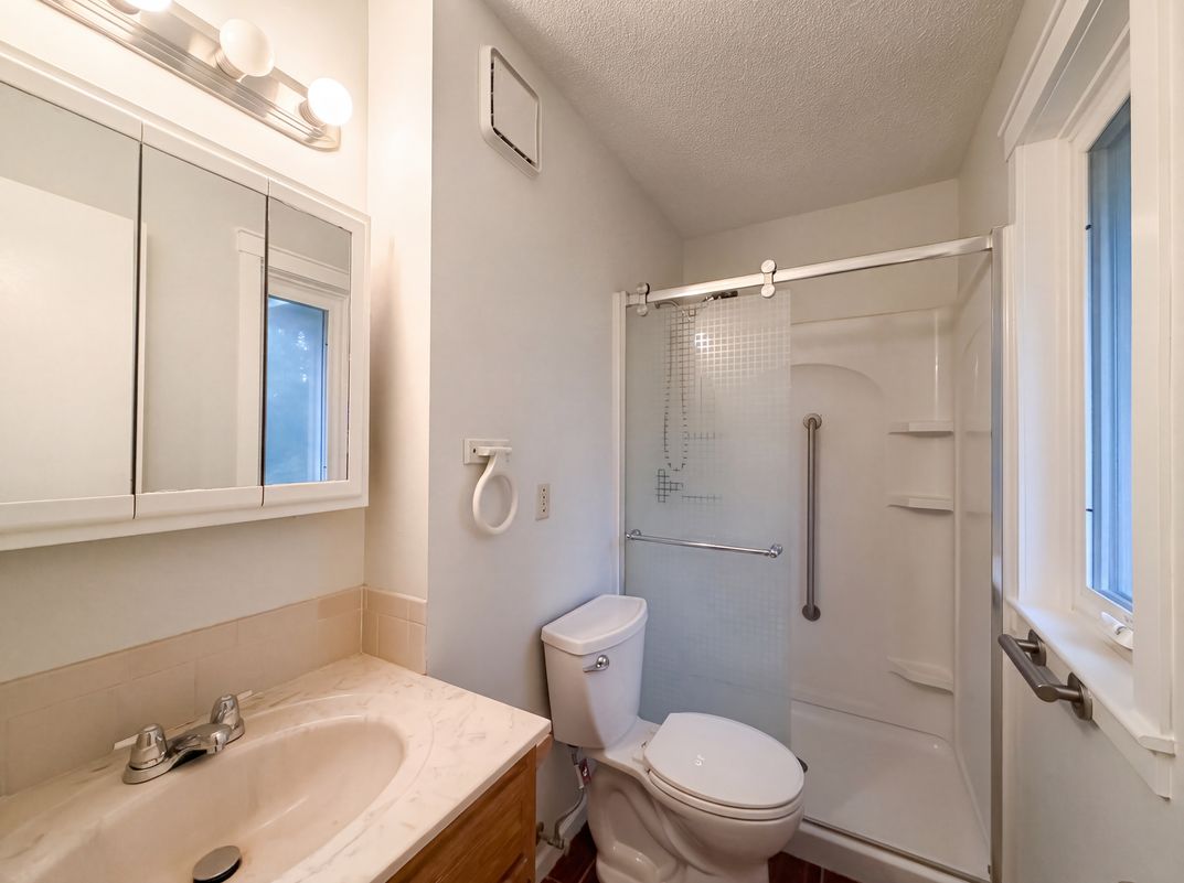 Photo 11 of 21 of 7511 Orient Ave, Kansas City, KS