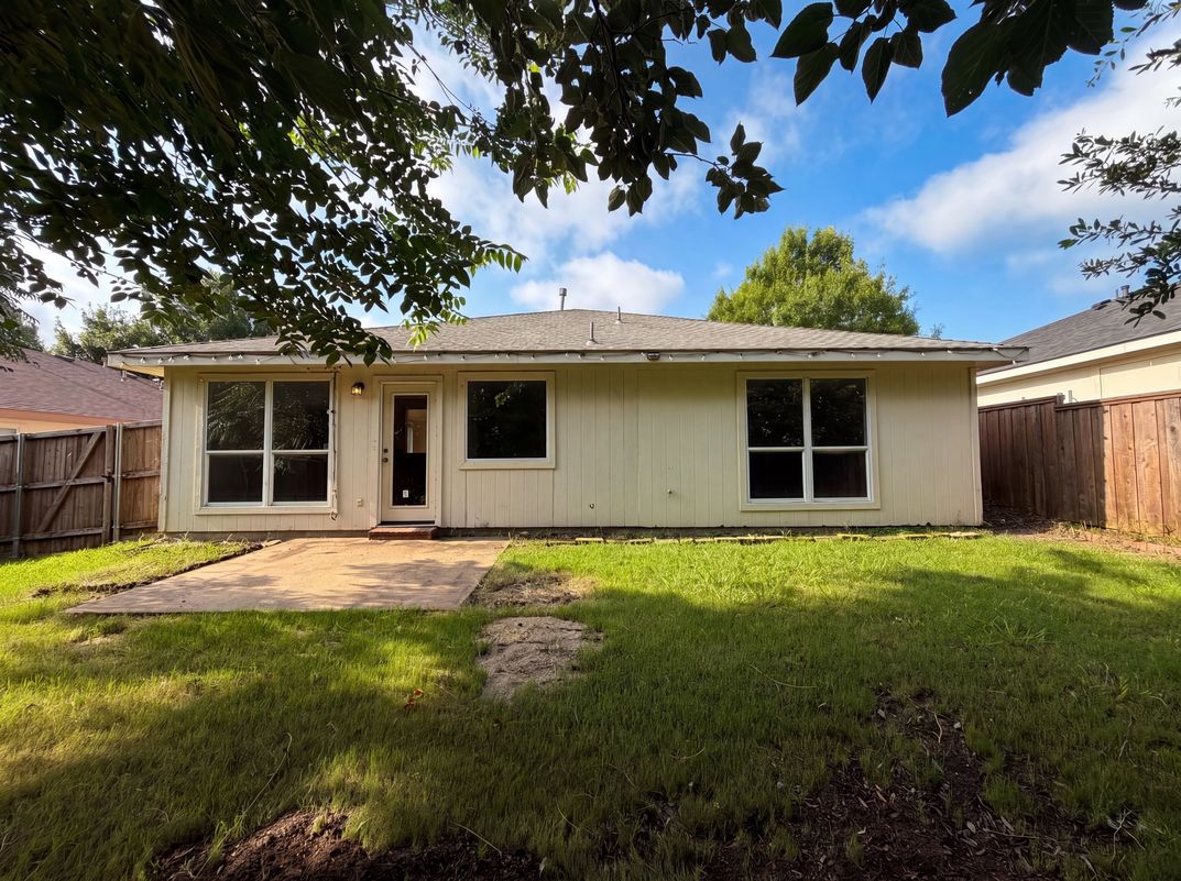 Photo 17 of 19 of 2324 Glenhaven Dr, McKinney, TX