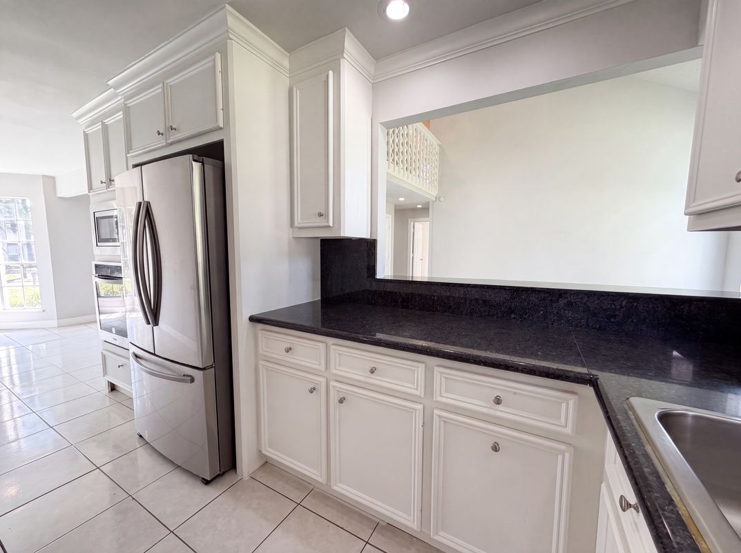 Photo 10 of 21 of 3542 Nutwood Ln, Spring, TX