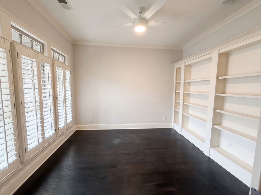 Photo 11 of 38 of 1803 Kent Ave, Dunwoody, GA