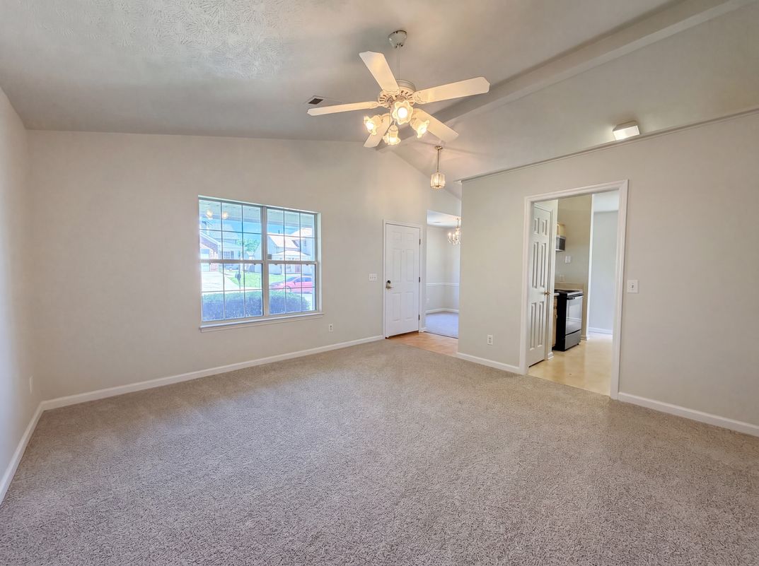 Photo 8 of 16 of 609 Sandy Spring Trl, Madison, TN