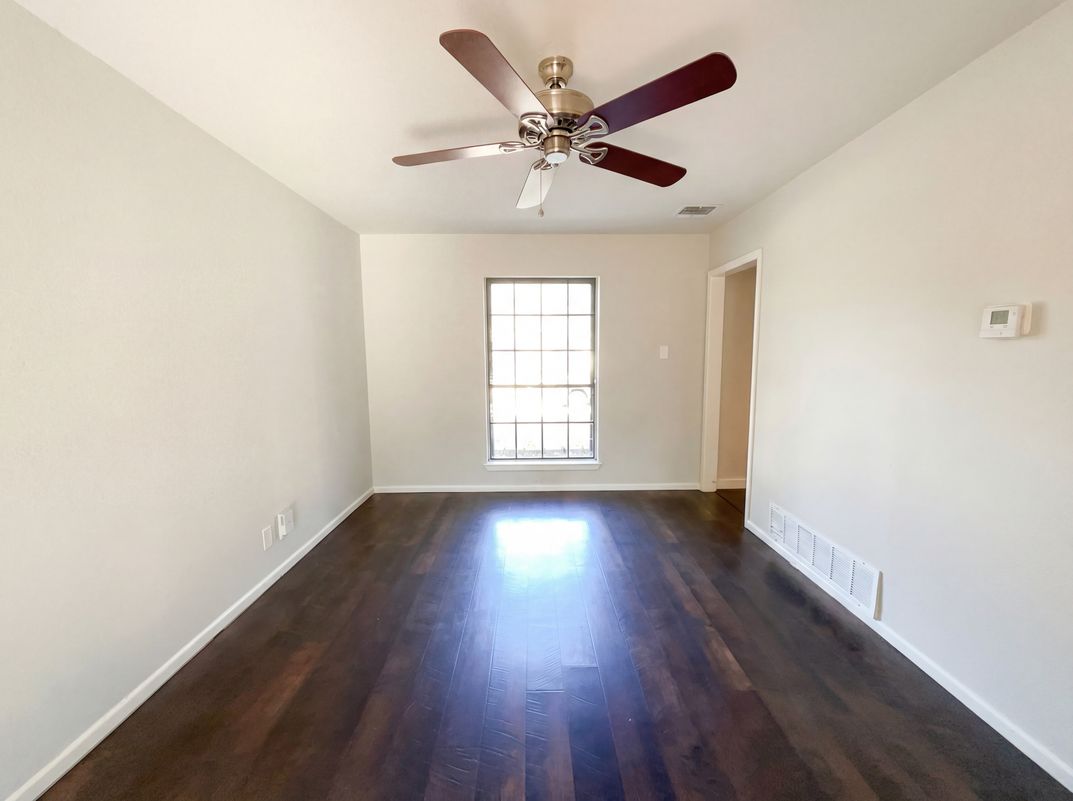 Photo 10 of 21 of 5423 Timberhurst, San Antonio, TX