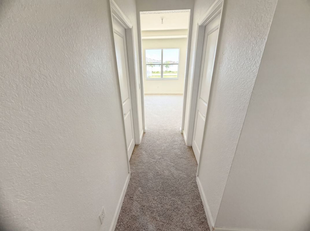 Photo 28 of 42 of 12473 NW Lynch Ln, Port Saint Lucie, FL