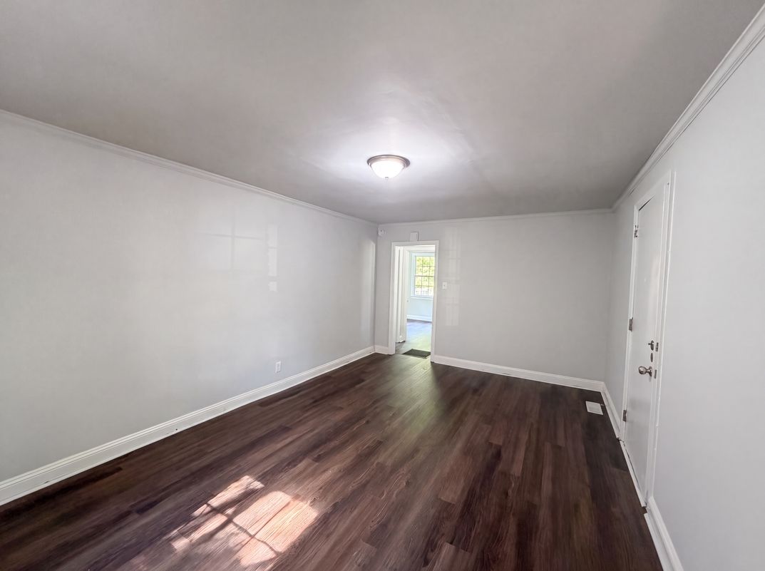 Photo 3 of 16 of 2109 Sheffield Rd, Raleigh, NC