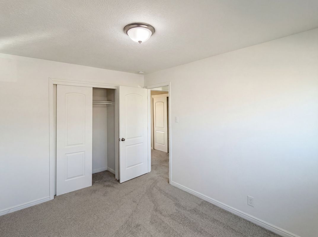 Photo 17 of 28 of 67 S 470 E, Orem, UT