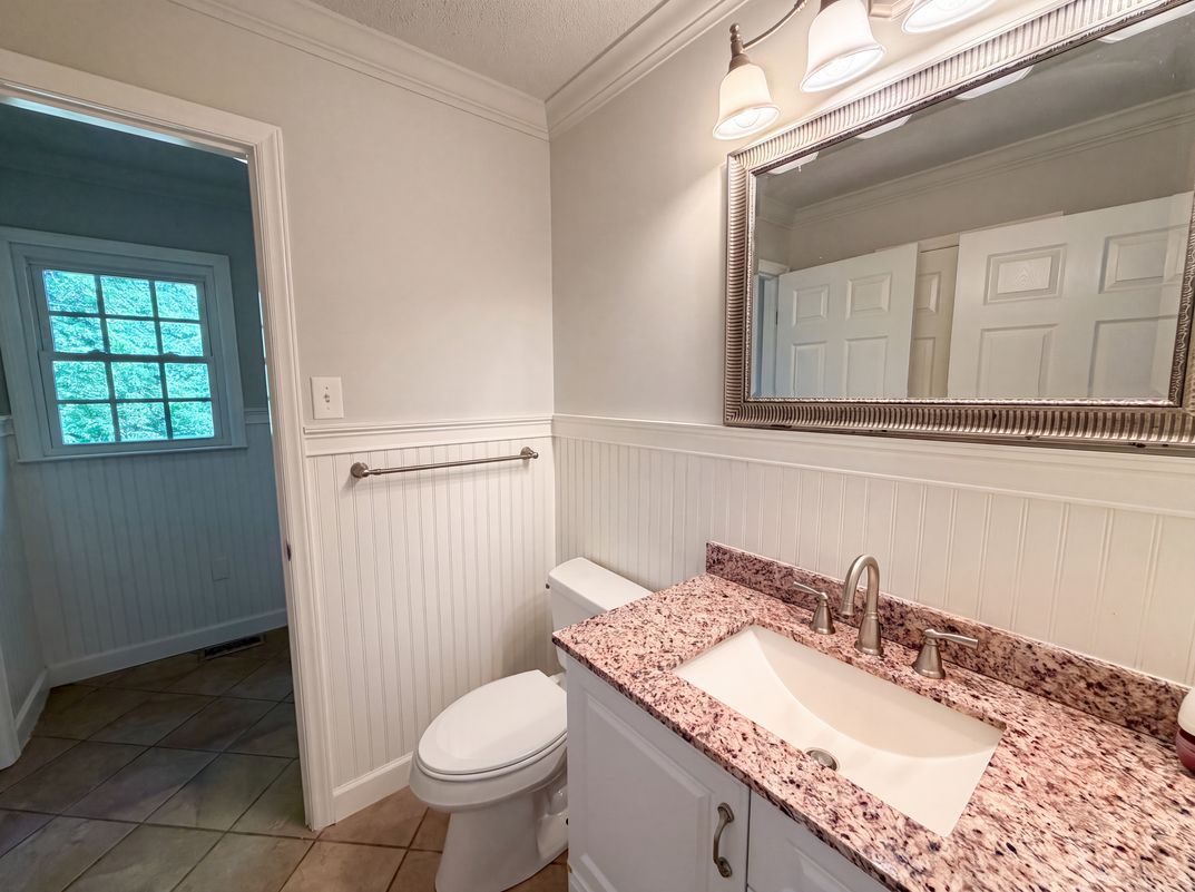 Photo 16 of 18 of 4305 Dawnwood Dr, Gastonia, NC