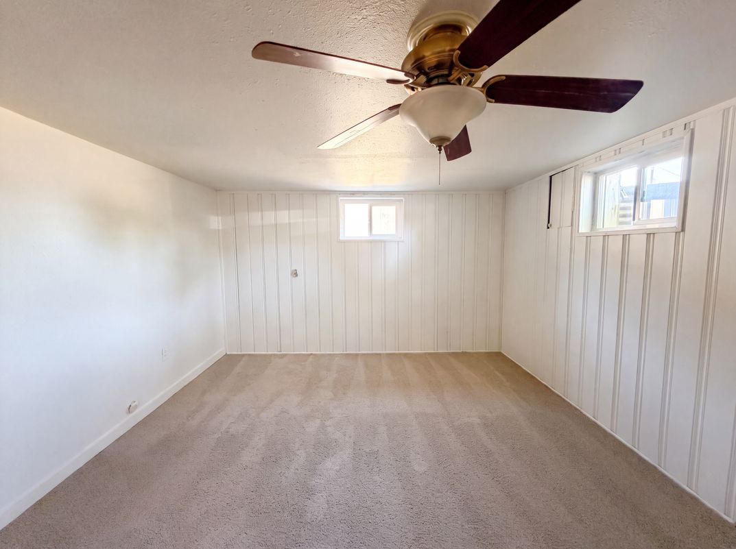 Photo 4 of 28 of 5667 Johnson St, Arvada, CO