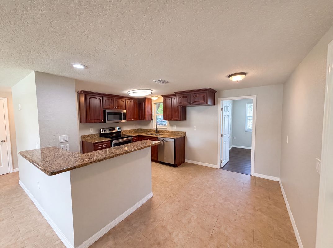Photo 12 of 30 of 7037 Green St, New Port Richey, FL