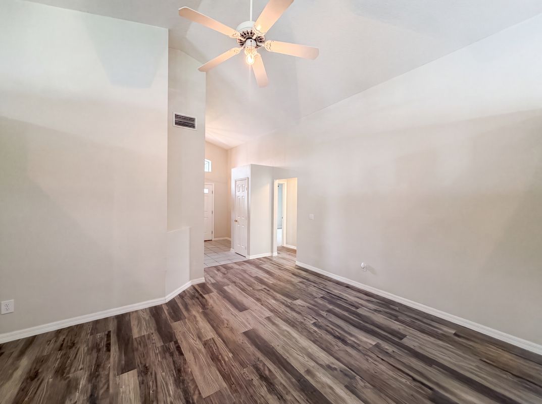 Photo 9 of 31 of 721 Sunburst Cove Ln, Winter Garden, FL
