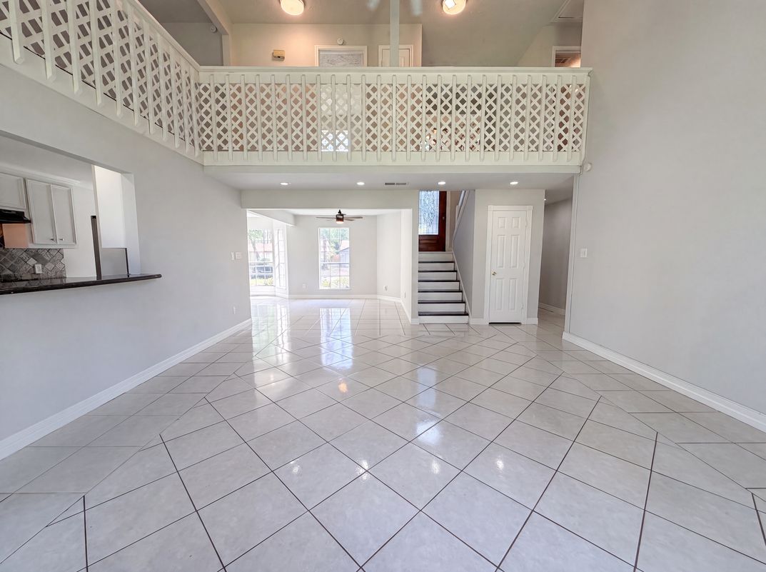 Photo 7 of 21 of 3542 Nutwood Ln, Spring, TX