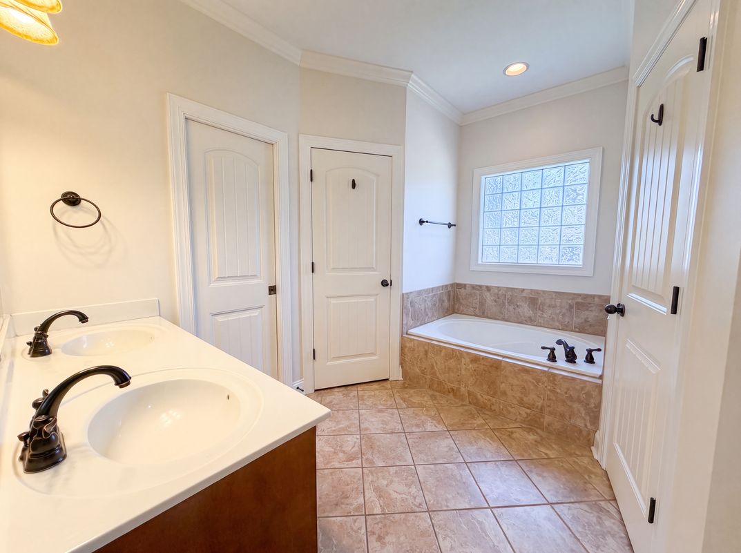Photo 11 of 30 of 3418 Shady Forest Dr, Murfreesboro, TN