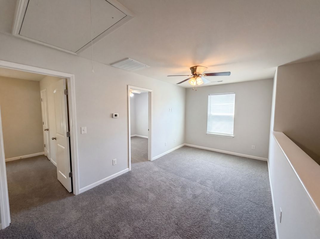 Photo 11 of 16 of 4716 Queen Pierrette St, Raleigh, NC
