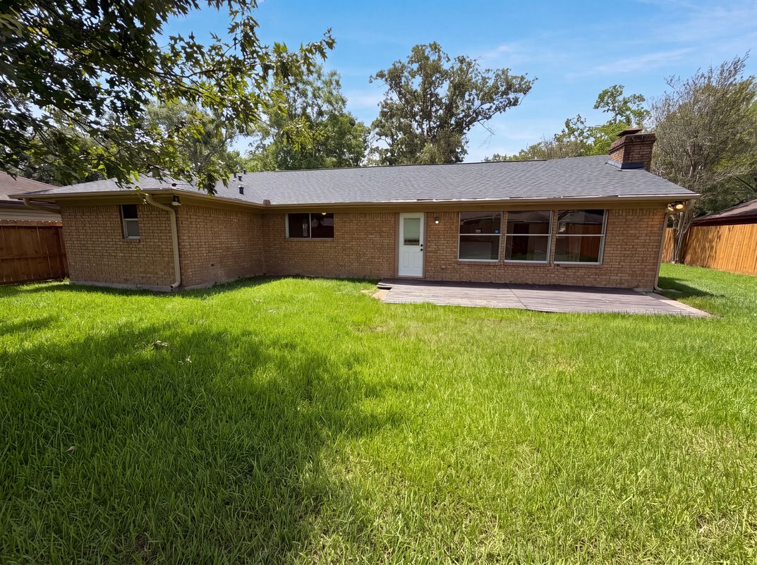 Photo 5 of 23 of 719 Equinox St, Crosby, TX