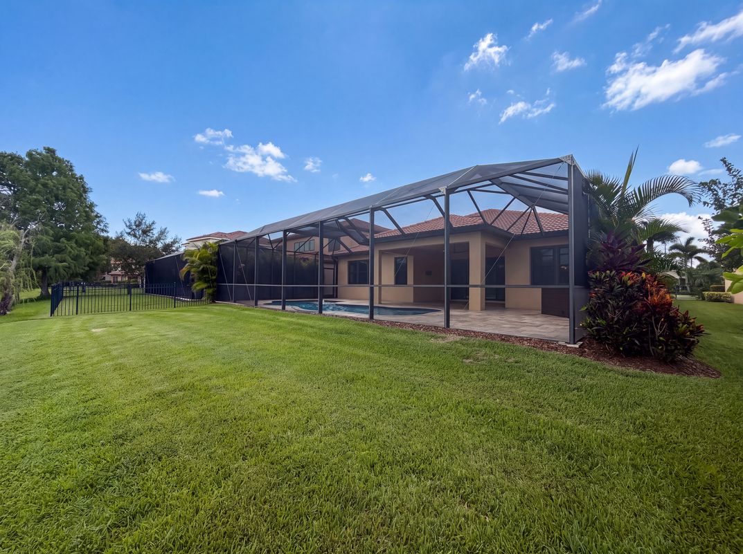 Photo 42 of 44 of 2575 Grand Lakeside Dr, Palm Harbor, FL